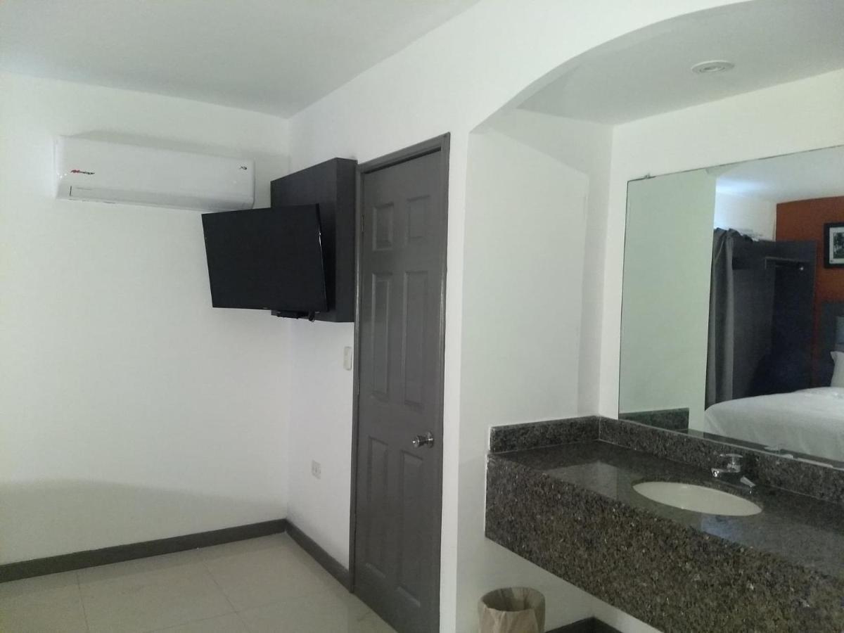 Hotel El Rancho Sabinas Hidalgo 외부 사진