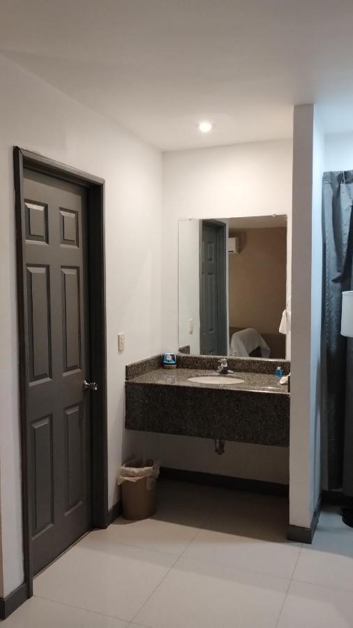 Hotel El Rancho Sabinas Hidalgo 외부 사진